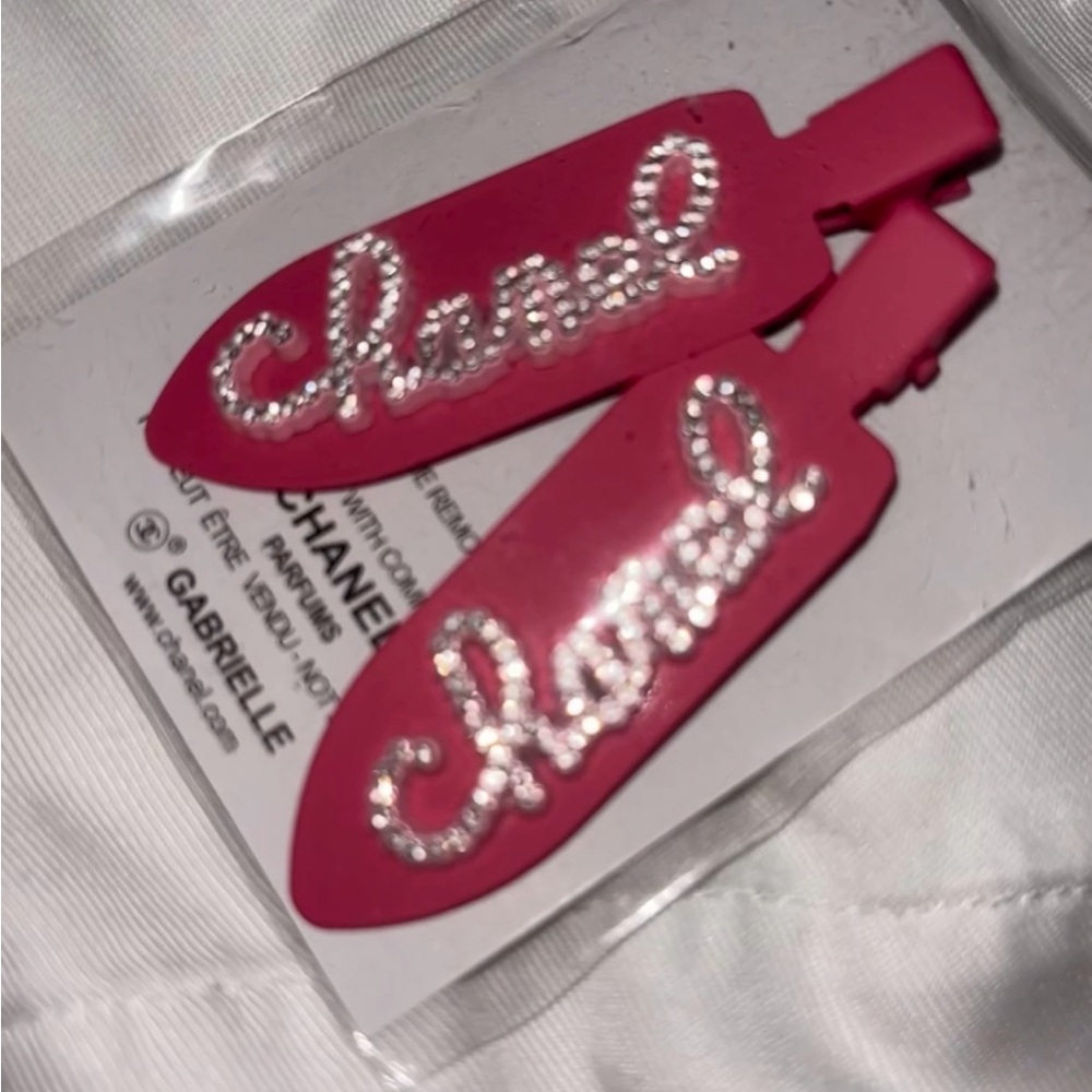GWP PINK CHANEL Beautè HAIR PINS